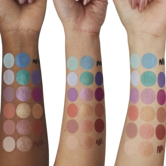 NiB Tresluce Beauty Dolce Vita Eyeshadow Palette - Picture 2 of 12